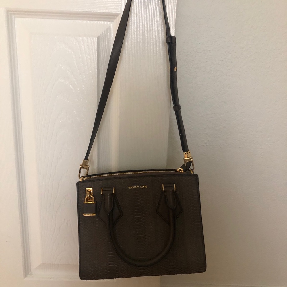 Michael Kors Handbag - Picture 4 of 6